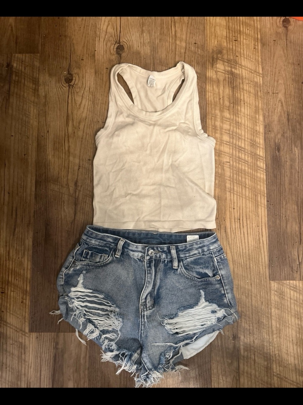 SHEIN Frayed Light Blue Jean Shorts & beige 90 degrees tank top